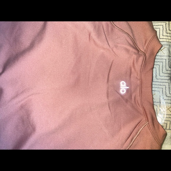 BNWT! High Line Long Sleeve Top in Black by Alo Yoga - Picture 5 of 9